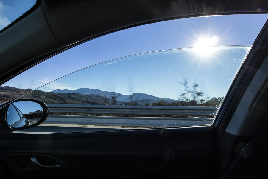 Signs Your Vehicle Needs A Window Regulator Replacement in Detroit, MI