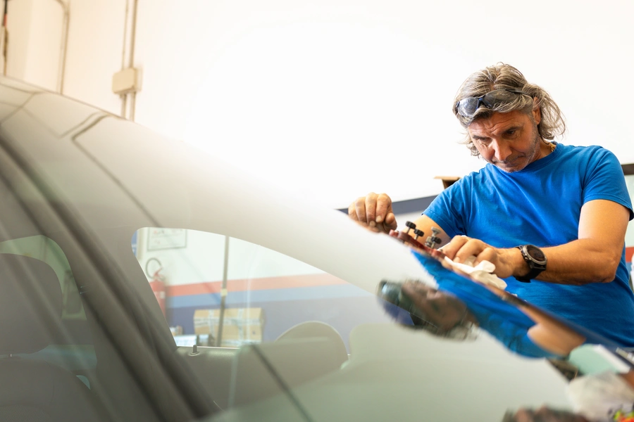 Top-rated Windshield Replacement Detroit, MI
